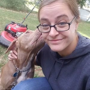 Meet your Posher, Annie